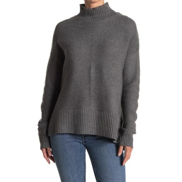 Sweet Romeo Women's Mock Neck Cool Girl Tunic Sweater in Charcoal Small $58 - Picture 1 of 3